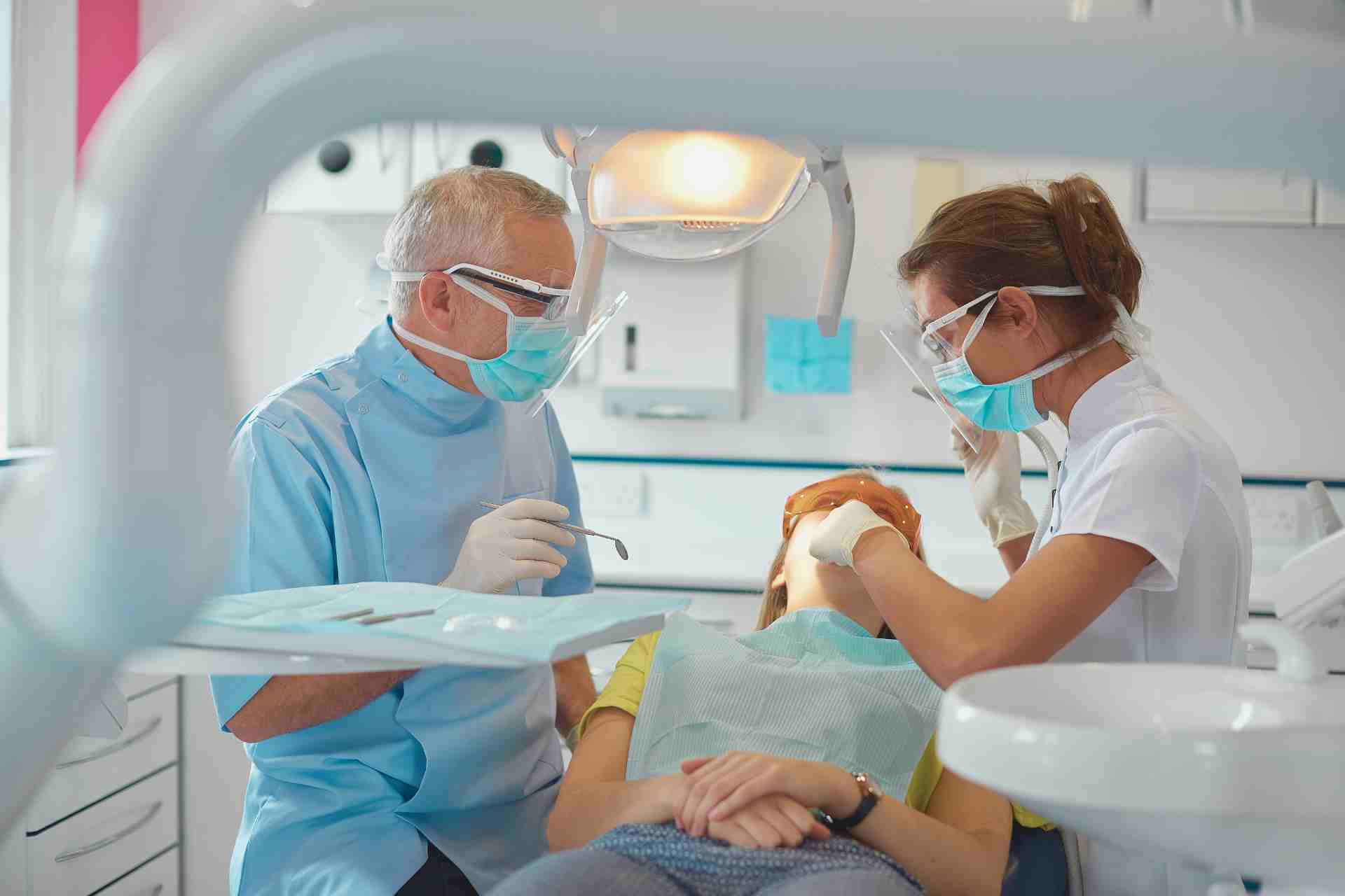 Dentist in Valley Village, CA